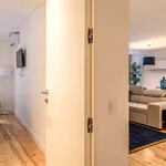 Rent 4 bedroom apartment of 62 m² in Lisboa