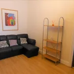 Rent 3 bedroom flat of 73 m² in Newcastle upon Tyne