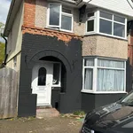 Rent 3 bedroom apartment in West Midlands