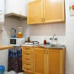 Rent 2 bedroom apartment of 50 m² in lisbon