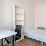 Rent a room in lisbon