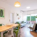 Rent 3 bedroom apartment of 70 m² in barcelona