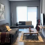 Maison de 1496 m² avec 6 chambre(s) en location à Toronto