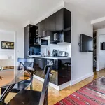 Appartement de 70 m² avec 4 chambre(s) en location à Paris