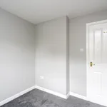 Rent 2 bedroom flat in Olney