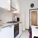 Rent a room of 105 m² in Milan