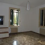 Rent 7 bedroom apartment of 140 m² in Vicenza