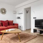 Rent 2 bedroom apartment of 31 m² in Paris