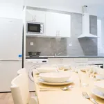 Rent a room of 140 m² in madrid