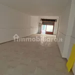 Rent 1 bedroom apartment of 80 m² in Prato