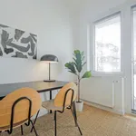 Rent 1 bedroom apartment of 51 m² in Dusseldorf