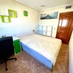 Rent a room of 95 m² in Murcia