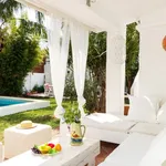 Alquilo 2 dormitorio casa de 250 m² en Marbella