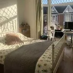 Rent 9 bedroom house in Wales