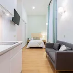 Rent 1 bedroom apartment of 25 m² in Madrid