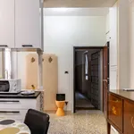 Rent 3 bedroom apartment in Bologna