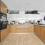 Rent 2 bedroom house in London