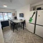 Rent 6 bedroom house in Wales