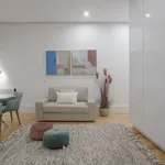 Rent 1 bedroom apartment of 40 m² in Porto