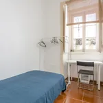 Rent 4 bedroom apartment in Lisbon