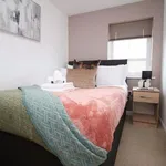 Rent 3 bedroom apartment in Newport