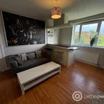 Rent 3 bedroom flat in Aberdeen