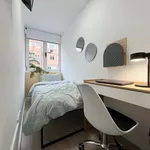 Rent a room of 40 m² in Madrid