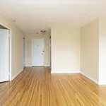 Appartement à Louer - 5675 Chemin de la Côte-Saint-Luc, Montréal - 25 photos | Logis Québec