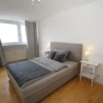 Rent 1 bedroom apartment of 581 m² in Dusseldorf