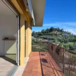 Appartamento in affitto a Padenghe sul Garda via Giovanni Metelli, box, terrazzo, vista lago - TrovaCasa