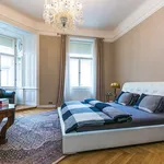 Rent 5 bedroom apartment of 135 m² in Capital City of Prague