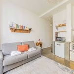 Appartement de 31 m² avec 4 chambre(s) en location à Paris