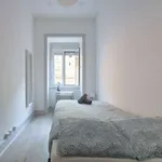 Rent a room in lisbon