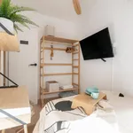 Rent 3 bedroom apartment in Barcelona