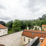 Pronajměte si 5 ložnic/e byt o rozloze 221 m² v Prague