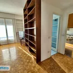 Rent 2 bedroom apartment of 60 m² in Milan