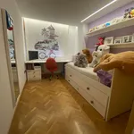 Alquilo 4 dormitorio apartamento de 140 m² en Madrid