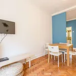 Rent 3 bedroom apartment of 70 m² in lisbon