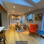 Rent 4 bedroom house in West Oxfordshire