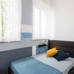 Rent a room of 75 m² in milan