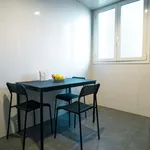 Rent a room of 142 m² in Barcelona