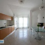 Rent 3 bedroom apartment of 100 m² in Milan