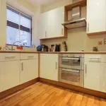 Flat to rent in Lockhart Road, Watford WD17