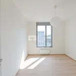 Pronajměte si 4 ložnic/e byt o rozloze 110 m² v Prague