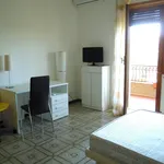 Rent 3 bedroom apartment of 18 m² in Roma