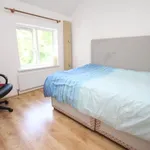 Rent 2 bedroom flat in South East England