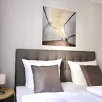 Rent 1 bedroom apartment of 39 m² in Cologne