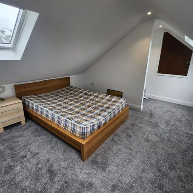 Detached house to rent in Aylward Road, Forest Hill SE23
