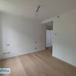 Rent 2 bedroom apartment of 60 m² in Milan