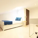 Rent a room of 86 m² in madrid